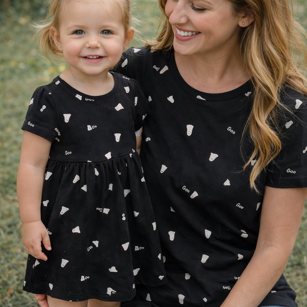 Old Navy Boo Matching Black Graphic T-Shirts with Ghosts for Mom and Child